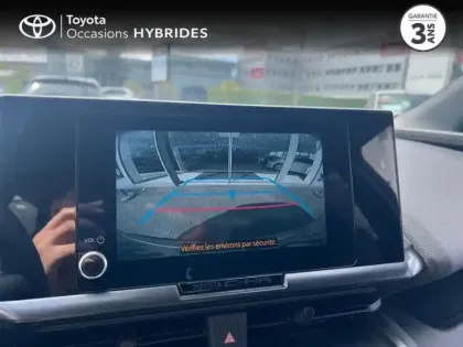 Photo 14 Toyota C-HR  1.8 Hybride 140ch Dynamic MY25