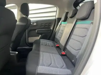 Photo 8 Citroën C3  1.2 PureTech 110ch S&S Shine 120-123g