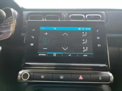 Photo 12 Citroën C3  1.2 PureTech 110ch S&S Shine 120-123g