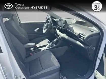Photo 5 Toyota Yaris  116h Dynamic 5p MY22