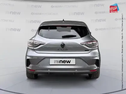 Photo 6 Renault Clio  1.6 E-Tech 145ch full hybrid esprit Alpine - 24