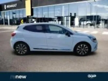 Photo 26 Renault Clio  1.6 E-Tech hybride 145ch Techno