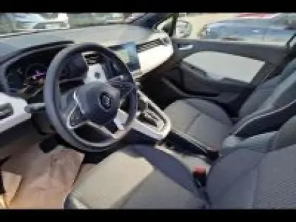 Photo 22 Renault Clio  1.6 E-Tech hybride 145ch Techno