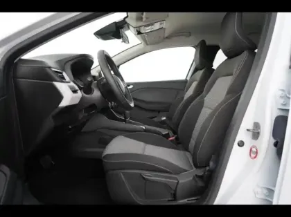 Photo 14 Renault Clio  1.6 E-Tech hybride 145ch Techno