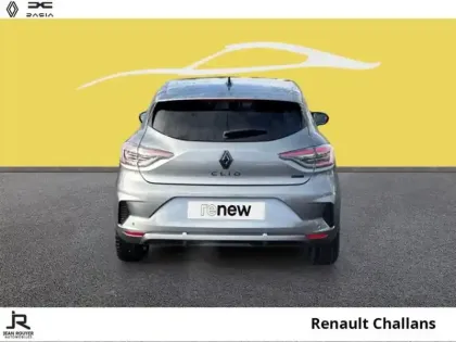 Photo 10 Renault Clio  1.6 E-Tech 145ch full hybrid esprit Alpine - 24