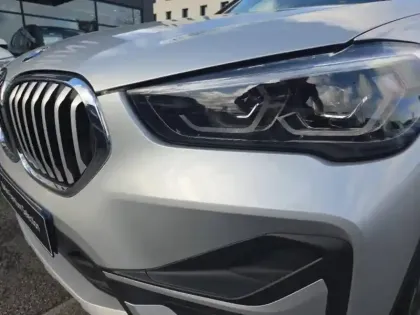 Photo 9 BMW X1  sDrive18dA 150ch xLine