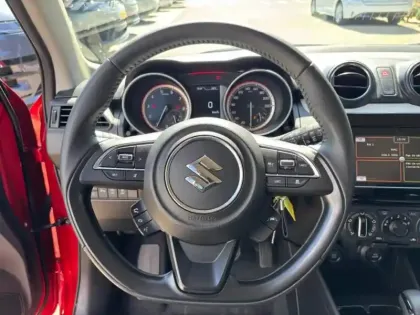Photo 14 Suzuki Swift  1.2 Dualjet Hybrid 83ch Privilège Auto