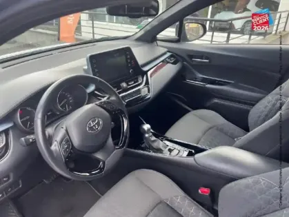 Photo 14 Toyota C-HR  122h JBL Edition 2WD E-CVT RC18