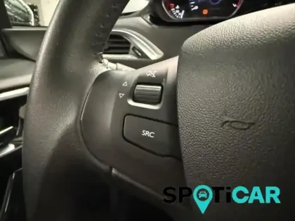 Photo 11 Peugeot 208  1.2 PureTech 82ch Allure 3p