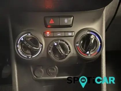 Photo 14 Peugeot 208  1.2 PureTech 82ch Allure 3p