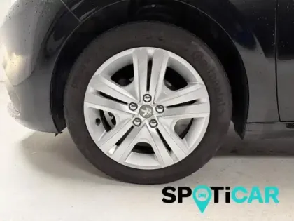 Photo 9 Peugeot 208  1.2 PureTech 82ch Allure 3p