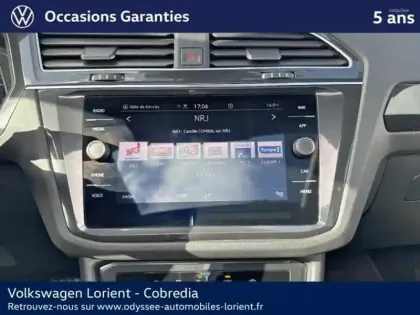 Photo 10 Volkswagen Tiguan  2.0 TDI 150ch Elegance DSG7