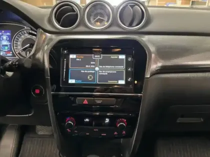 Photo 11 Suzuki Vitara  1.5 Dualjet Hybrid 115ch Style Auto