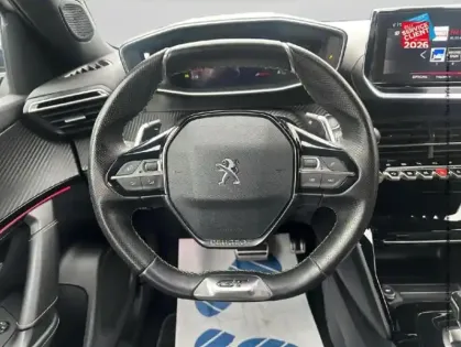 Photo 11 Peugeot 2008  1.2 PureTech 130ch S&S GT Line EAT8 7cv