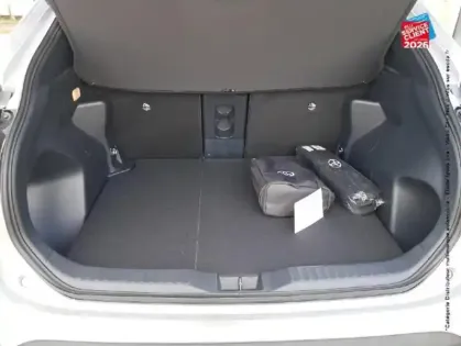 Photo 28 Toyota Yaris  Cross 130h Design MY25