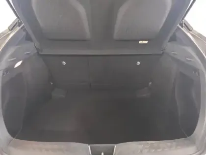 Photo 7 Toyota C-HR  122h Graphic 2WD E-CVT RC18