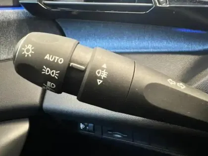 Photo 12 Peugeot 308  1.2 PureTech 130ch S&S Allure EAT8