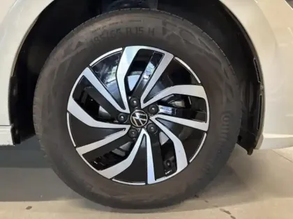 Photo 5 Volkswagen Polo  1.0 TSI 95ch VW Edition DSG7