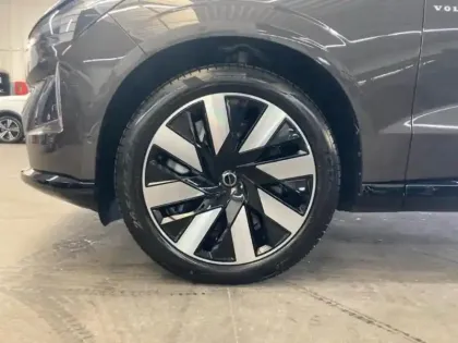 Photo 10 Volvo Ex90  Twin Performance 517ch Ultra 7 places