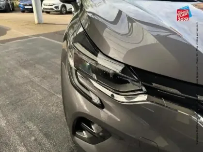 Photo 12 Renault Captur  1.6 E-Tech hybride 145ch Intens -21