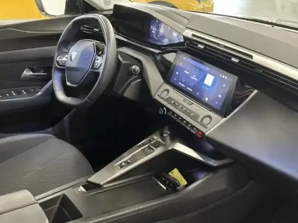 Photo 9 Peugeot 308  SW 1.5 BlueHDi 130ch S&S Active Pack EAT8