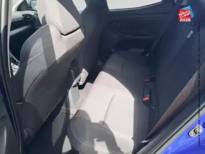 Photo 10 Toyota Yaris  116h Design 5p MY26