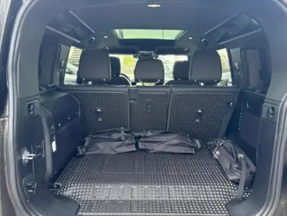 Photo 13 Land rover Defender  110 2.0 P300e PHEV X-Dynamic SE