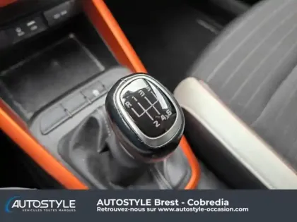 Photo 13 Kia Stonic  1.0 T-GDI 120ch ISG Launch Edition