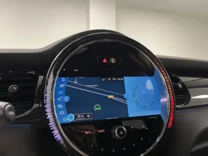 Photo 12 Mini Mini  5 Portes Cooper 136ch Edition Premium BVA7