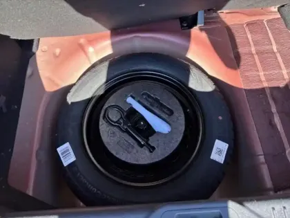 Photo 9 Ford Fiesta  1.0 EcoBoost 100ch Stop&Start Titanium BVA 5p Euro6.2