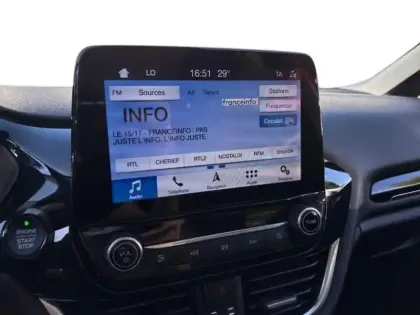 Photo 11 Ford Fiesta  1.0 EcoBoost 100ch Stop&Start Titanium BVA 5p Euro6.2