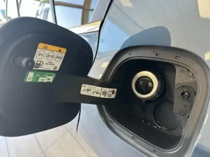 Photo 8 Ford Focus  1.0 Flexifuel mHEV 125ch Titanium Style