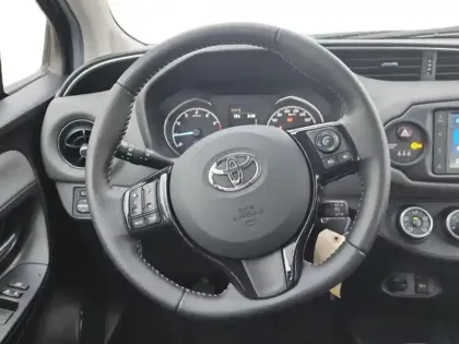 Photo 12 Toyota Yaris  70 VVT-i France Connect 5p MY19