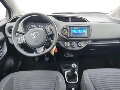 Photo 8 Toyota Yaris  70 VVT-i France Connect 5p MY19