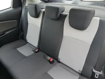 Photo 13 Toyota Yaris  70 VVT-i France Connect 5p MY19