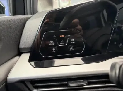 Photo 12 Volkswagen Golf  1.5 TSI ACT OPF 130ch Life