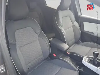 Photo 19 Renault Clio  1.0 TCe 90ch Techno