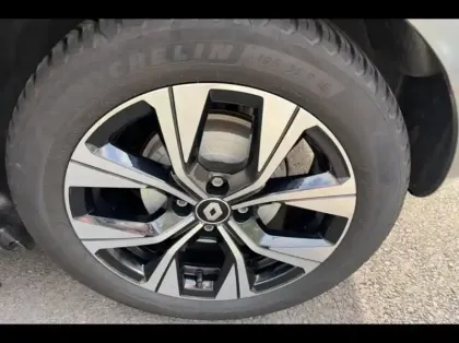 Photo 12 Renault Clio  1.6 E-Tech hybride 145ch Evolution