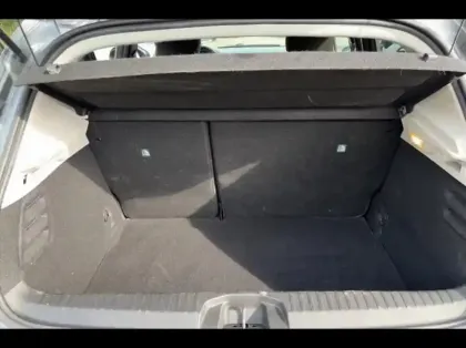 Photo 11 Renault Clio  1.6 E-Tech hybride 145ch Evolution