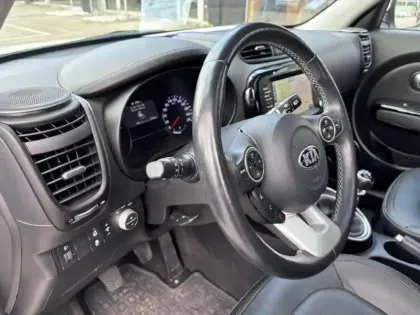 Photo 8 Kia E-soul Soul 1.6 CRDi 136ch Premium