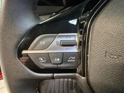 Photo 12 Peugeot 308  1.5 BlueHDi 130ch S&S Allure Pack EAT8