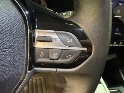 Photo 13 Peugeot 308  1.5 BlueHDi 130ch S&S Allure Pack EAT8