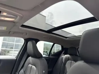 Photo 9 Volvo Xc40  B3 163ch Lounge Edition DCT 7