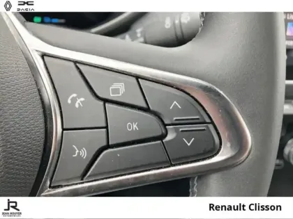 Photo 9 Renault Clio  1.6 E-Tech 145ch full hybrid Techno - 24