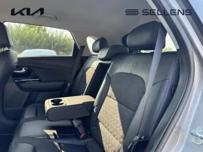 Photo 8 Kia Niro  1.6 GDi 105ch ISG + Plug-In 60.5ch Active DCT6 MY22