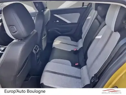 Photo 11 Opel Astra  1.2 Turbo 130ch Elegance BVA8