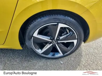 Photo 12 Opel Astra  1.2 Turbo 130ch Elegance BVA8