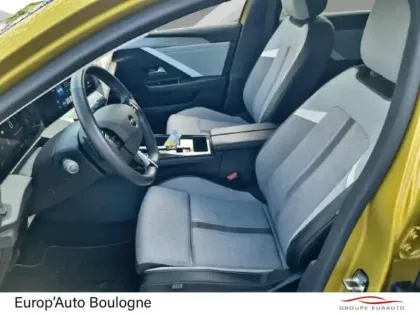 Photo 10 Opel Astra  1.2 Turbo 130ch Elegance BVA8