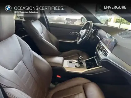 Photo 8 BMW Serie 3 Série 3 320dA MH 190ch M Sport
