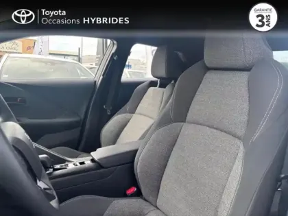 Photo 10 Toyota C-HR  1.8 Hybride 140ch Design MY26